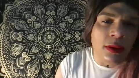 Snapshot of glow92 chatting on 10/05/25, 09:29 Glow Goddess online show from 10/05/25, 09:29