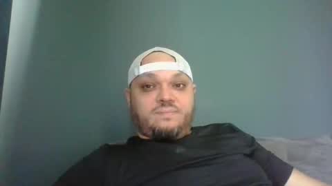 Snapshot of glusgan chatting on 09/30/25, 12:10 Your boy online show from 09/30/25, 12:10