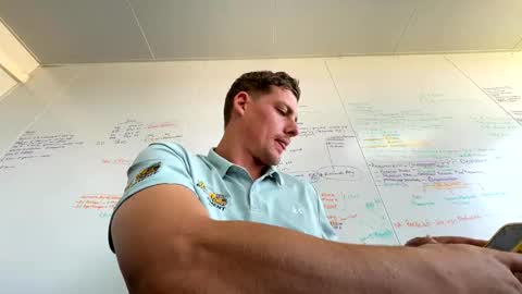 Snapshot of gman584114 chatting on 05/20/26, 12:00 gman584114 online show from 05/20/26, 12:00
