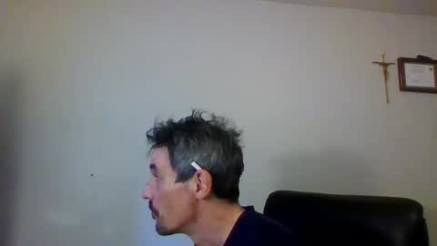 Snapshot of gmang4242 chatting on 05/09/26, 04:23 gmang4242 online show from 05/09/26, 04:23