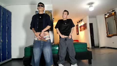 THOMAS AND DAMIAND online show from 05/03/26, 07:09