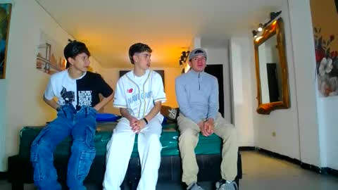 THOMAS AND DAMIAND online show from 05/30/26, 01:19