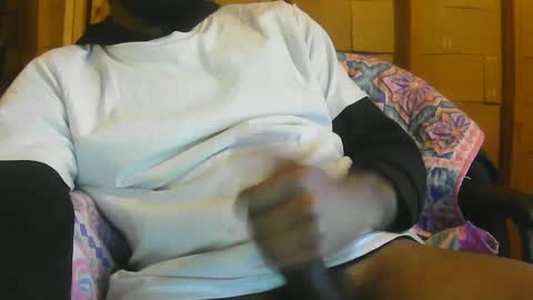 Snapshot of goatchocolate chatting on 02/21/25, 11:32 goatchocolate online show from 02/21/25, 11:32