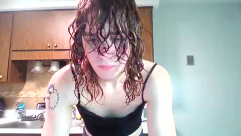Snapshot of gockinmyrari chatting on 06/24/26, 01:21 gockinmyrari online show from 06/24/26, 01:21