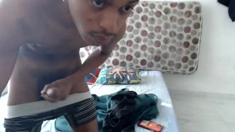 Snapshot of god_chinolatino chatting on 06/13/26, 01:31 god_chinolatino online show from 06/13/26, 01:31