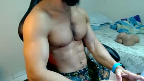 Snapshot of god_hunkules chatting on 09/17/25, 06:09 god hunkules online show from 09/17/25, 06:09