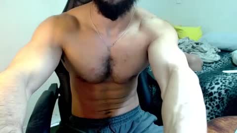 Snapshot of god_hunkules chatting on 11/10/25, 05:34 god hunkules online show from 11/10/25, 05:34