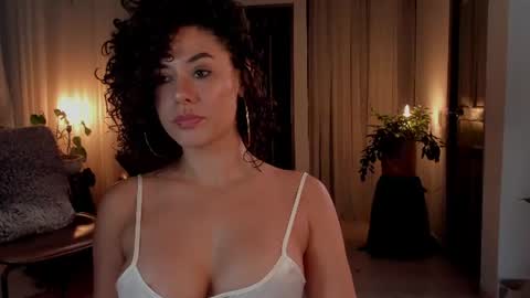 Elena online show from 06/21/26, 10:56