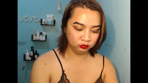 Snapshot of goddesrealcum chatting on 02/01/26, 03:21 goddesrealcum online show from 02/01/26, 03:21