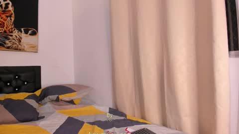 Snapshot of goddess_eli77 chatting on 11/09/25, 03:27 goddess_eli77 online show from 11/09/25, 03:27