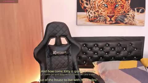 Snapshot of goddess_eli77 chatting on 11/11/25, 11:27 goddess_eli77 online show from 11/11/25, 11:27