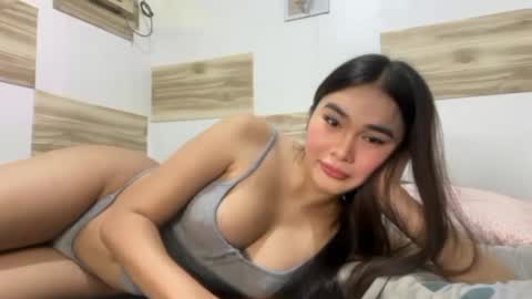 Snapshot of goddess_jennyxx chatting on 04/18/26, 09:35 goddess_jennyxx online show from 04/18/26, 09:35