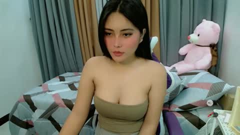 Snapshot of goddess_kendr chatting on 01/16/26, 12:25 kendra online show from 01/16/26, 12:25