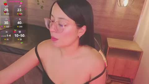 M A R T I N A  online show from 07/21/26, 12:51