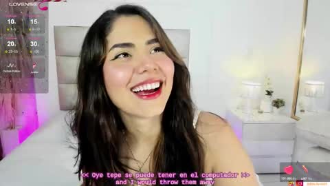 Snapshot of goddess_mia2 chatting on 10/15/25, 12:11 Mia online show from 10/15/25, 12:11