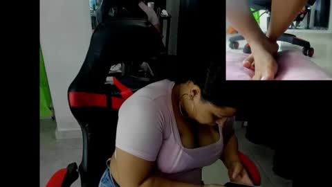 goddess_of_sissys online show from 12/15/25, 11:42