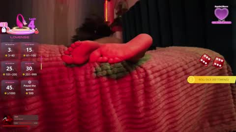 Snapshot of goddesscarameltoez chatting on 12/13/25, 07:53 Goddess Caramel Toez online show from 12/13/25, 07:53