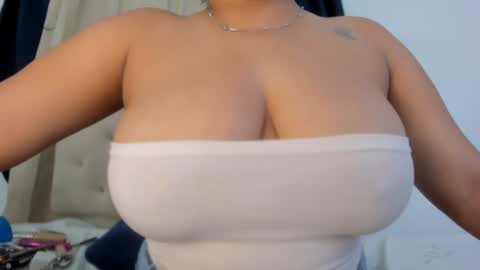 CHANELL online show from 02/06/25, 01:49