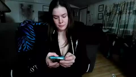 Snapshot of goddessdeezy chatting on 03/06/25, 03:02 goddessdeezy online show from 03/06/25, 03:02