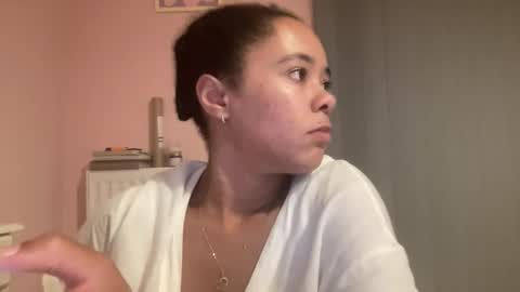Snapshot of goddesselxo chatting on 06/02/26, 10:12 Goddess L online show from 06/02/26, 10:12