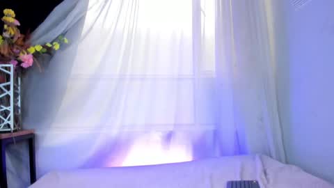Julieta online show from 02/11/25, 07:16