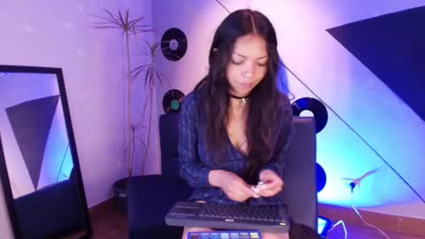 Julieta online show from 10/17/25, 08:00