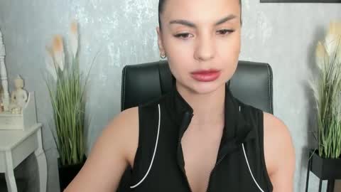 Mistress online show from 02/26/25, 01:08