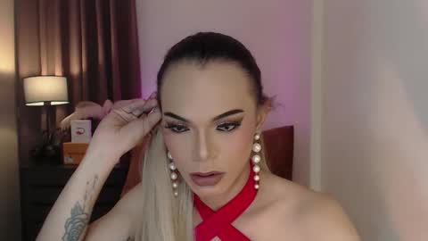 Michaella online show from 12/01/24, 04:29