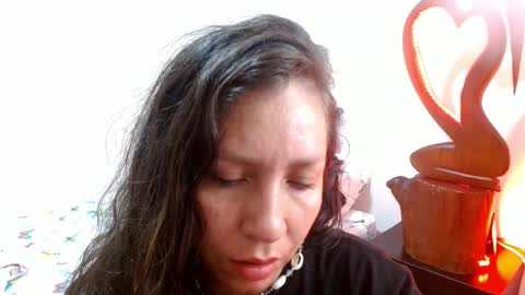  Naih Reyes online show from 12/22/24, 10:25
