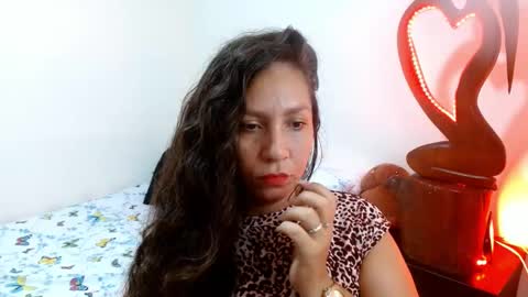  Naih Reyes online show from 12/26/24, 02:33