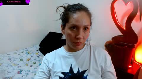  Naih Reyes online show from 12/30/24, 02:09