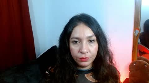  Naih Reyes online show from 02/25/25, 08:25