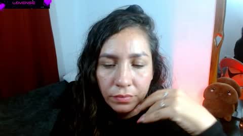  Naih Reyes online show from 03/07/25, 07:41