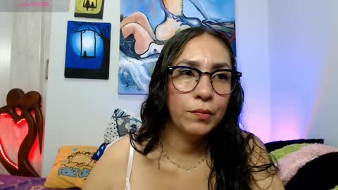  Naih Reyes online show from 01/18/26, 11:30