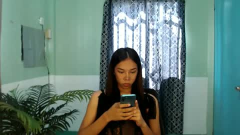 JENNIFER online show from 12/19/24, 03:51