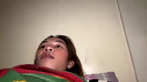 Snapshot of goddessoflostxx chatting on 12/13/25, 08:47 JENNIFER online show from 12/13/25, 08:47