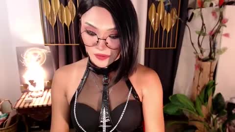 quinnie online show from 12/08/24, 04:57