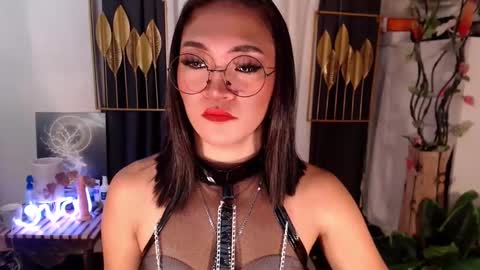 quinnie online show from 12/29/24, 04:16