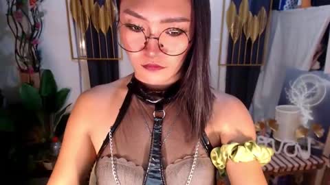 quinnie online show from 02/06/25, 02:44