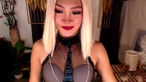 quinnie online show from 03/03/25, 01:21