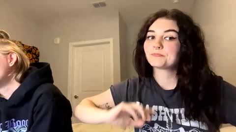 Goddess Raven online show from 01/28/25, 01:18