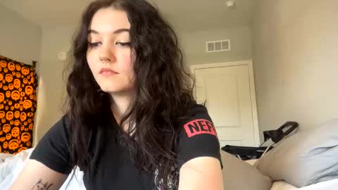 Goddess Raven online show from 02/06/25, 04:25