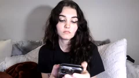 Goddess Raven online show from 03/10/25, 01:45