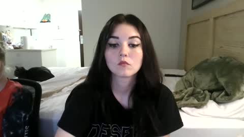 Goddess Raven online show from 09/15/25, 04:56