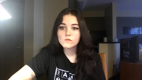 Goddess Raven online show from 09/17/25, 06:53