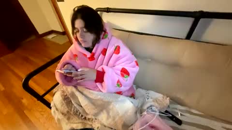 Snapshot of goddessviccc chatting on 06/02/26, 05:53 princessviccxo online show from 06/02/26, 05:53