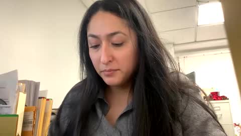 Snapshot of goddessxxrosexx chatting on 01/03/25, 12:11 GoddessxxRosexx online show from 01/03/25, 12:11