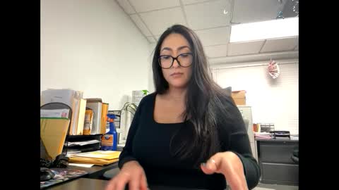 Snapshot of goddessxxrosexx chatting on 02/20/25, 12:52 GoddessxxRosexx online show from 02/20/25, 12:52