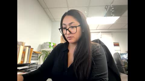 Snapshot of goddessxxrosexx chatting on 03/12/25, 12:20 GoddessxxRosexx online show from 03/12/25, 12:20