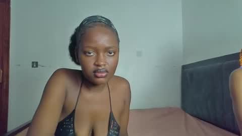 Snapshot of godess_lunah chatting on 05/15/26, 05:42 godess_lunah online show from 05/15/26, 05:42